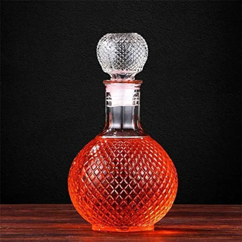 Premium Diamond-Cut Crystal Glass Decanter