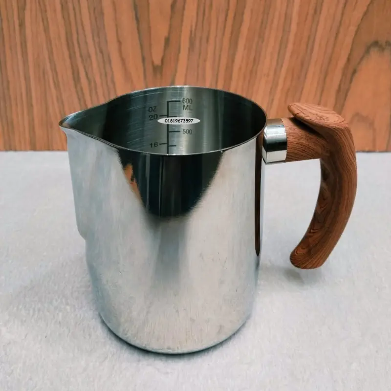 Premium Stainless Steel Milk Frothing Pitcher (600 ml)